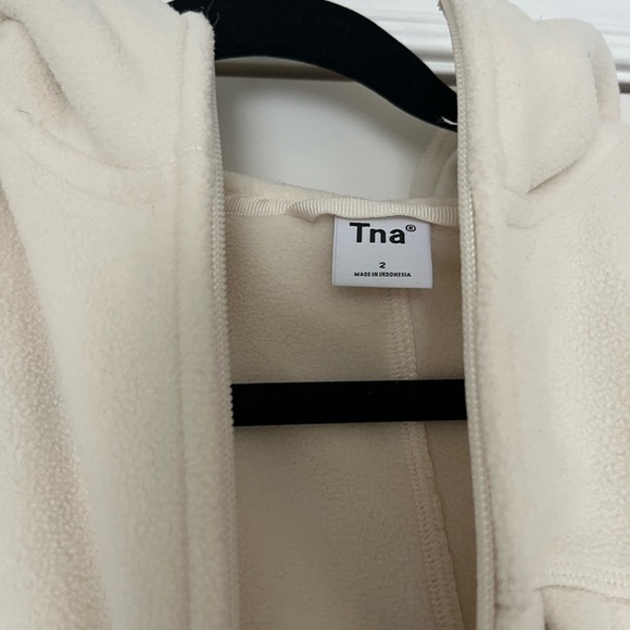 Aritzia (TNA) Micro Fleece Zip Up - Picture 3 of 3